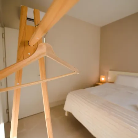 Casa Lura At Gjiri I Lalzit, San Pietro Appartement *